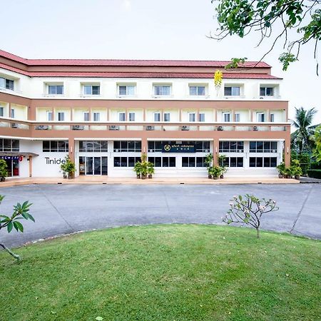 Tinidee Hotel Ranong Dış mekan fotoğraf