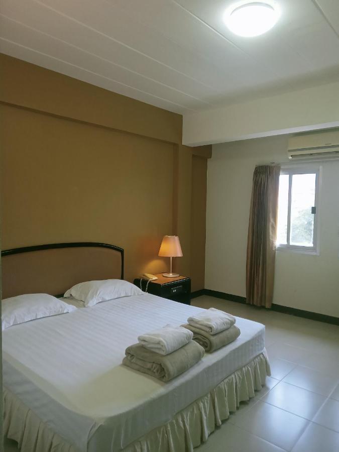 Tinidee Hotel Ranong Dış mekan fotoğraf